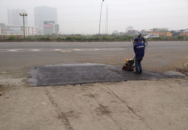 Bê Tông Nhựa Nguội Là Gì? Ưu Điểm Và Ứng Dụng Thực Tế